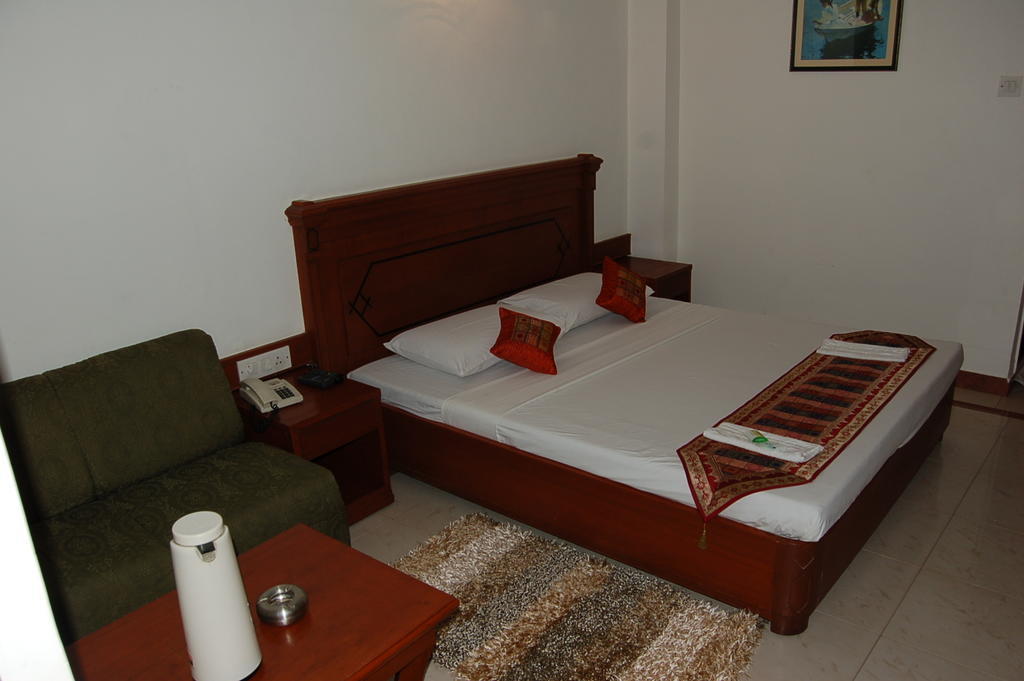 Hotel Kanishka Phg Bangalore Rum bild